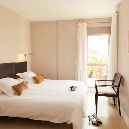 Villa Piedra Amarilla